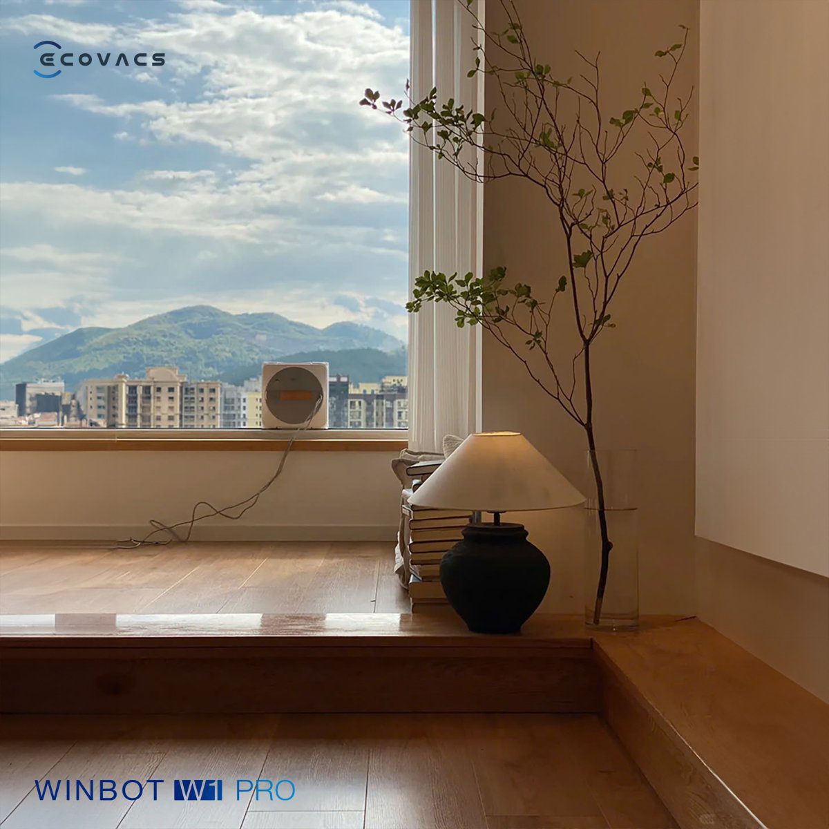 Robot lau kính Ecovacs Winbot W1 Pro