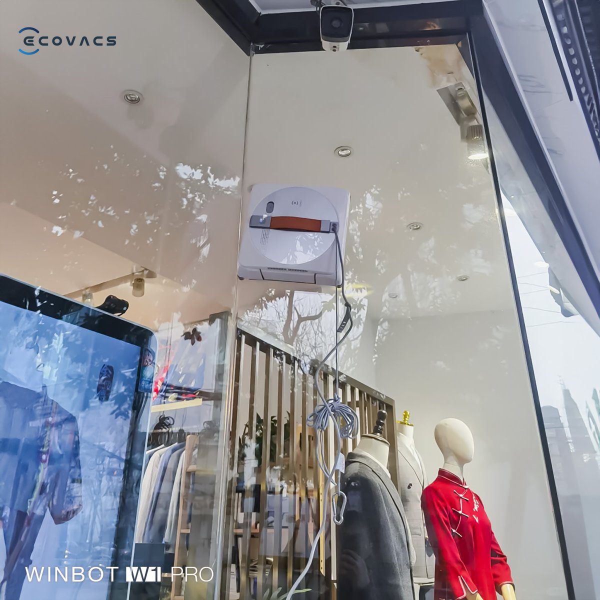 Robot lau kính Ecovacs Winbot W1 Pro